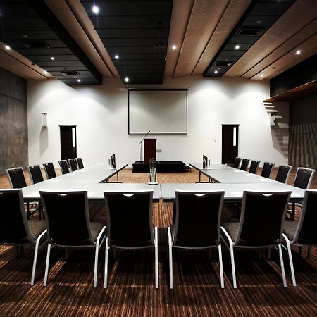 Peppers Noosa Resort And Villas Kültér fotó The boardroom