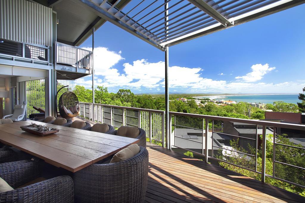 Peppers Noosa Resort And Villas Kültér fotó A view from a balcony
