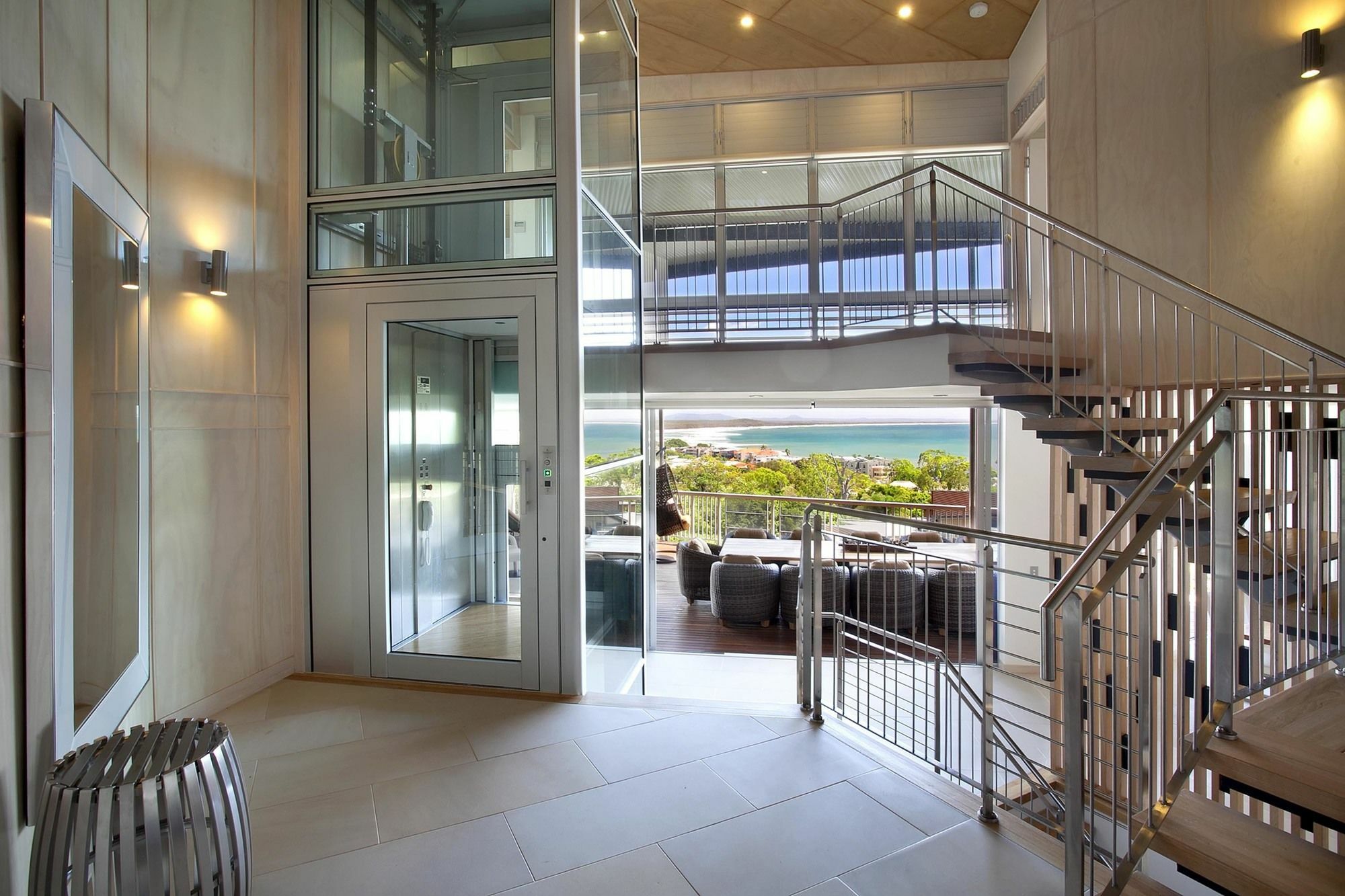 Peppers Noosa Resort And Villas Kültér fotó Residential elevator