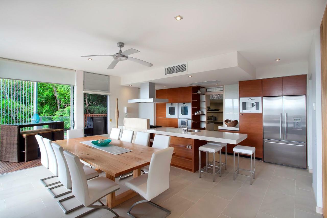 Peppers Noosa Resort And Villas Kültér fotó A modern kitchen
